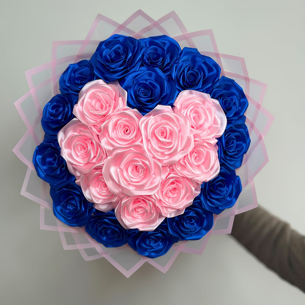 Kytice růží – 24 ks – Srdce – modré