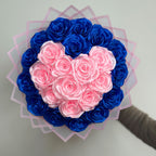 Kytice růží – 24 ks – Srdce – modré