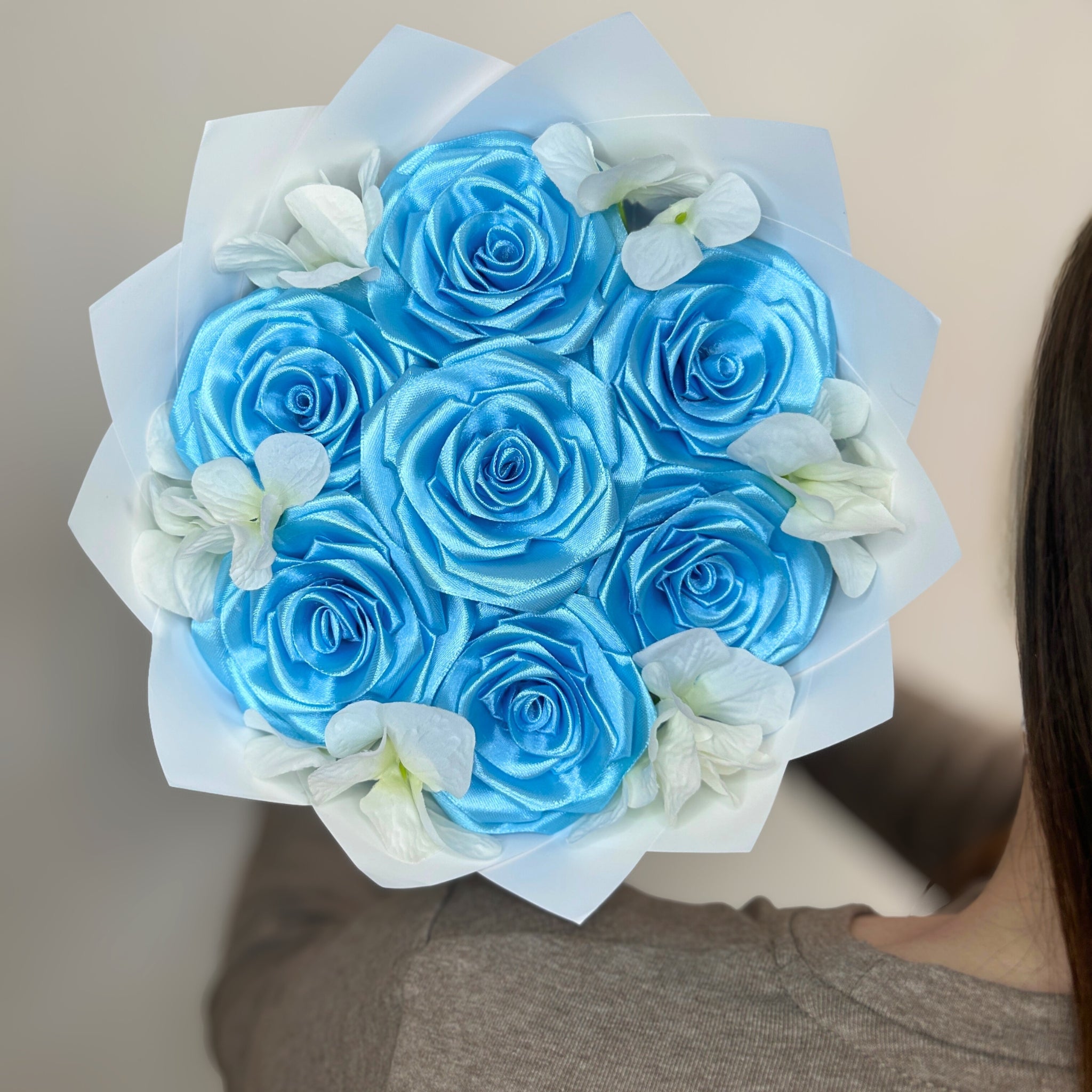 Kytice růží – 7 ks – Atlantis