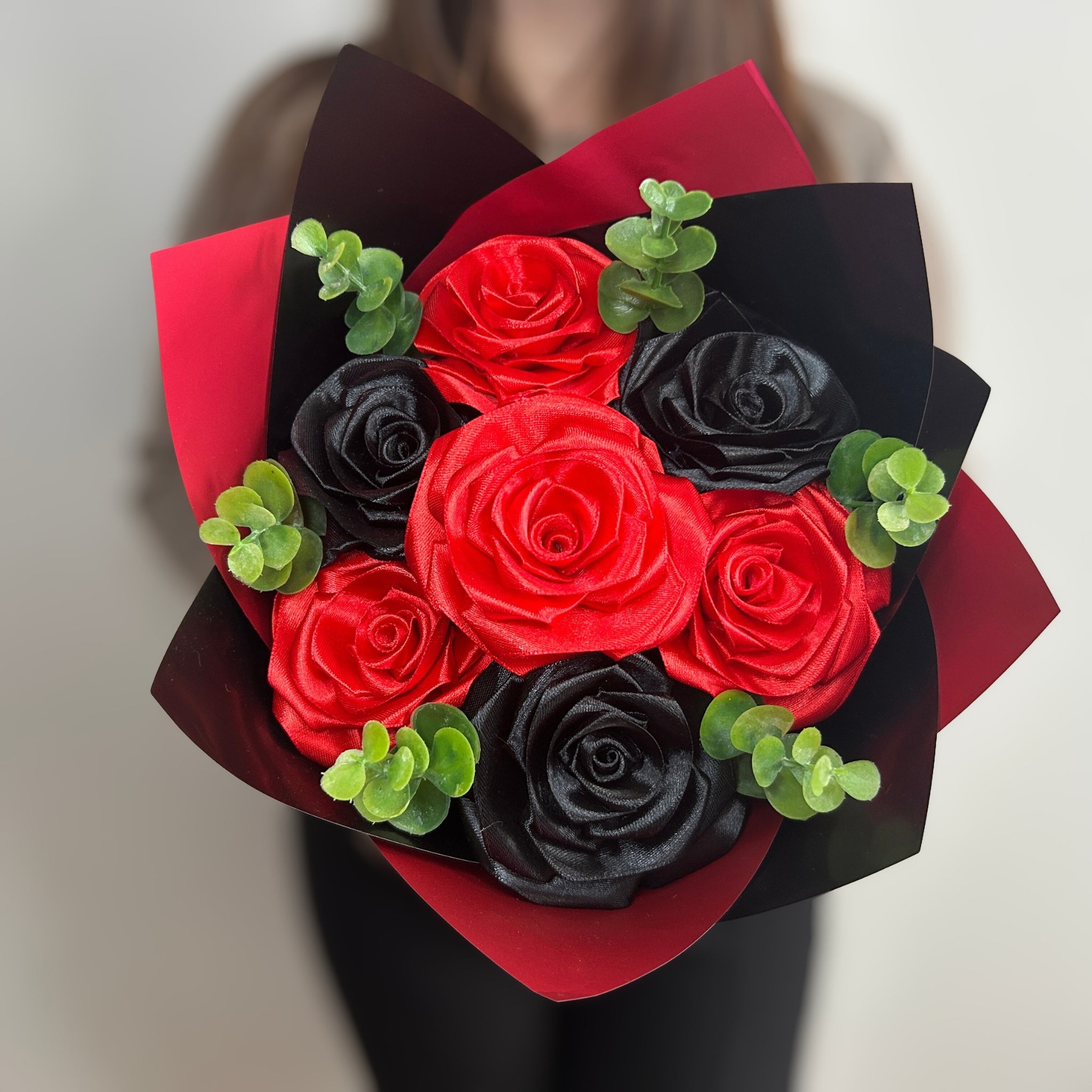 Kytice růží – 7 ks – Scarlett